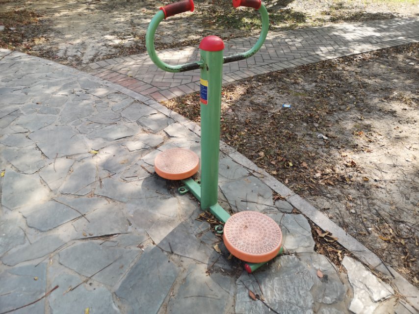 扭腰器