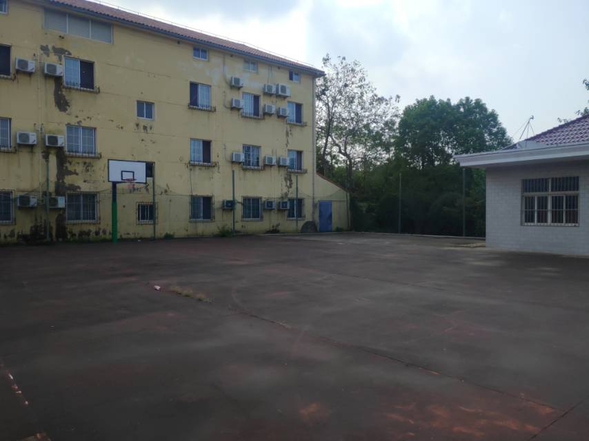 南翔镇绿地新翔家园市民健身步道