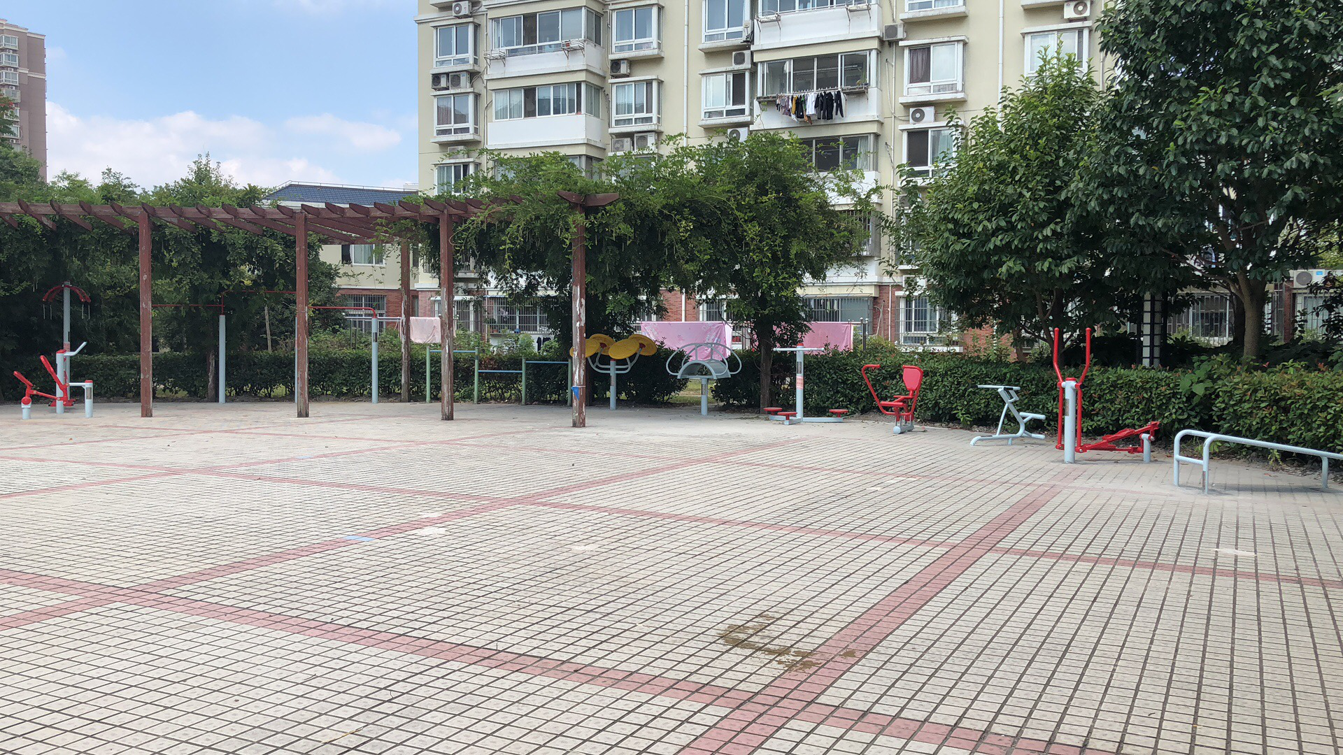 鹏海七居健身点