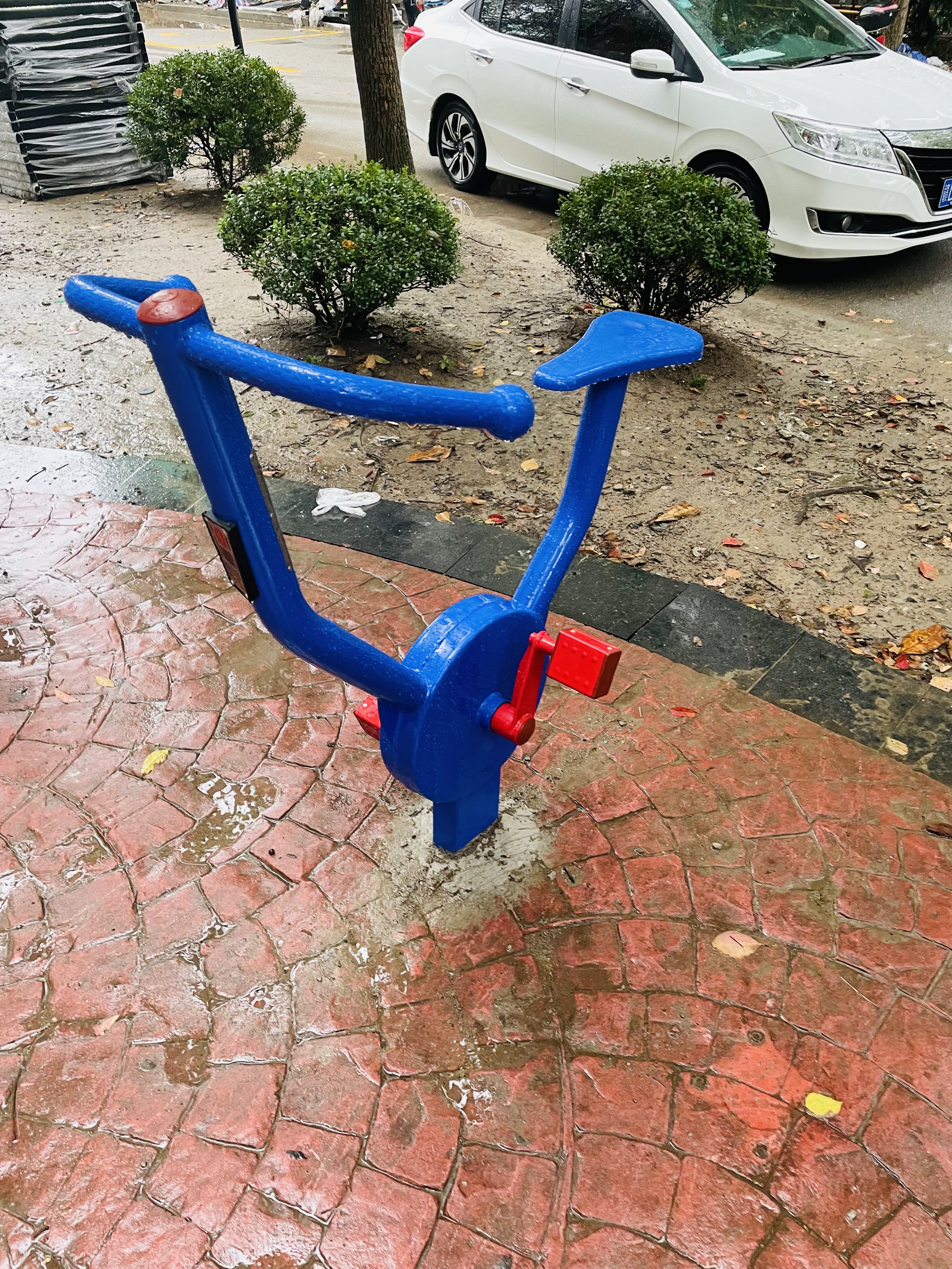直立健身车