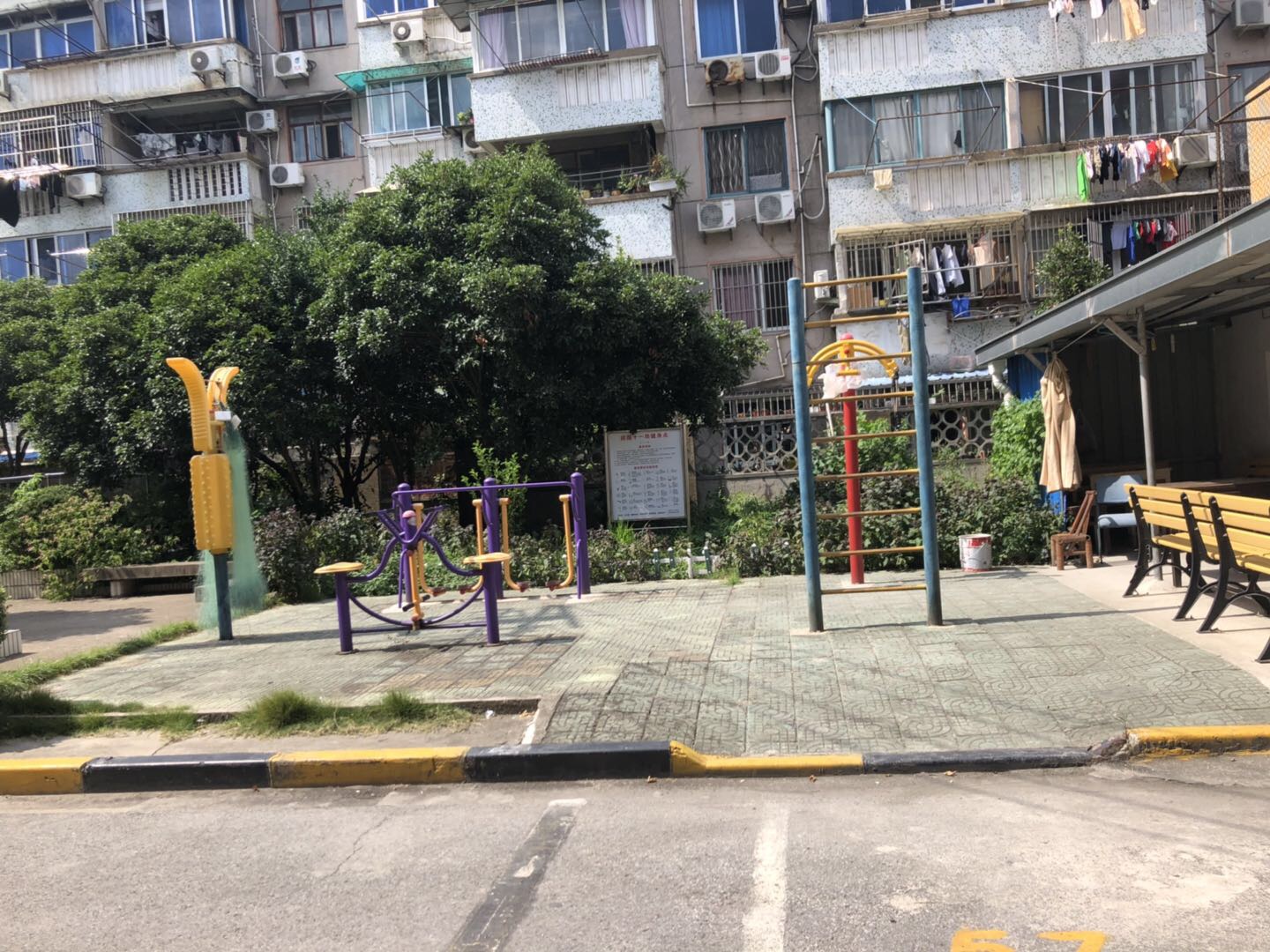 迎园十一坊健身点