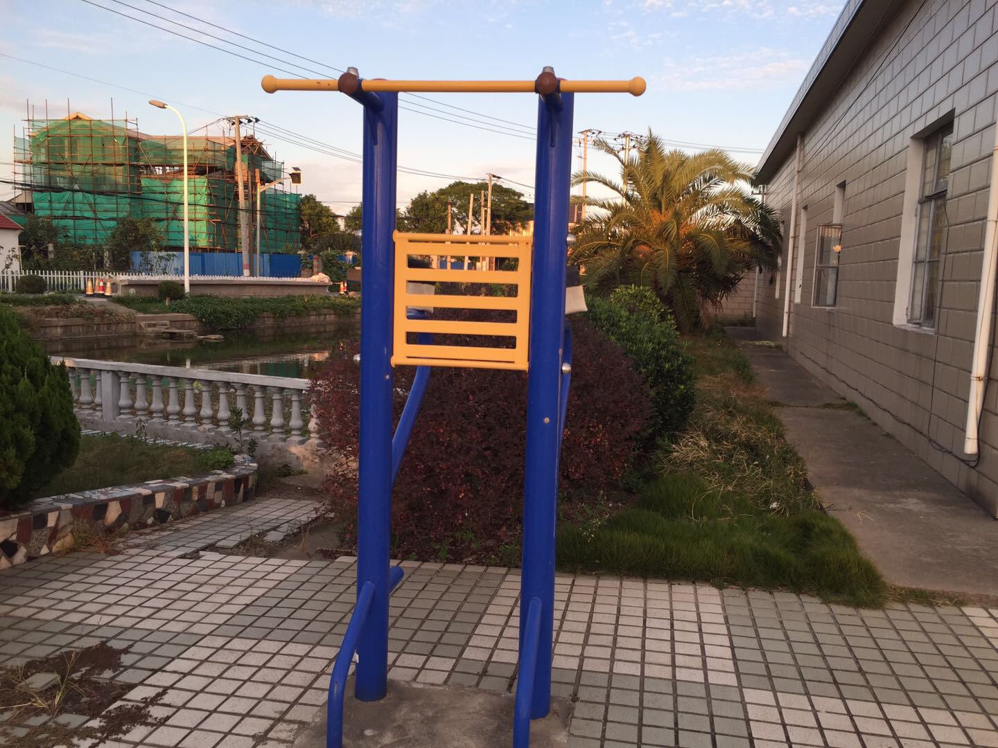 多功能锻炼器