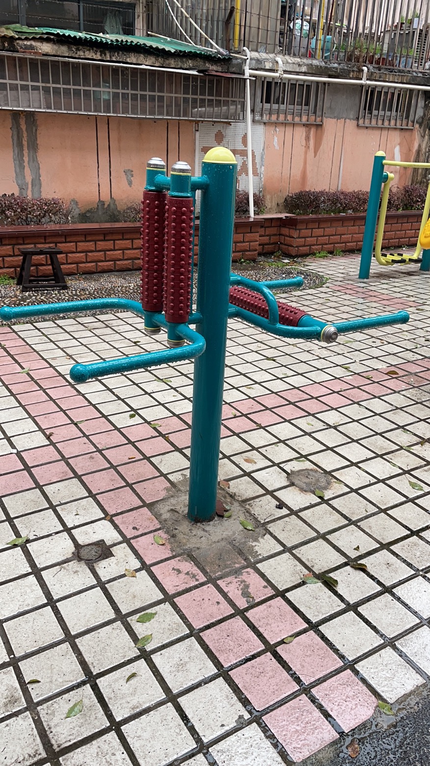 互动式腰背按摩器