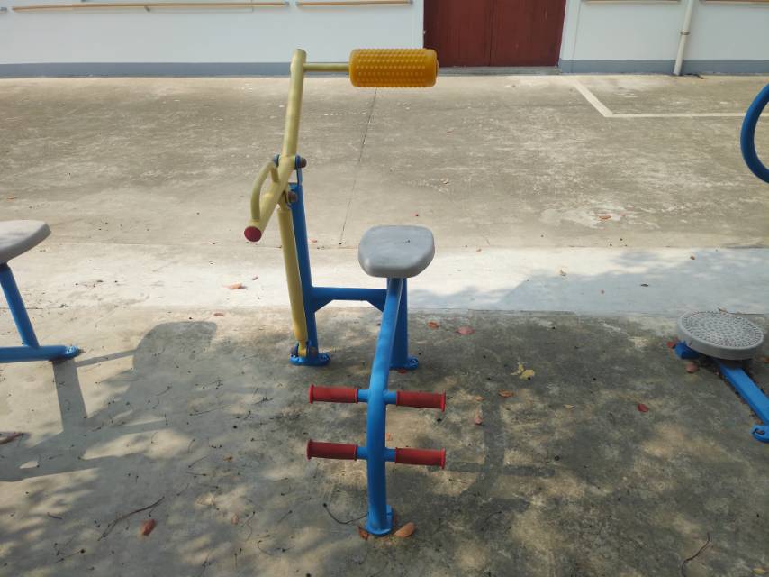 腹背锻炼器