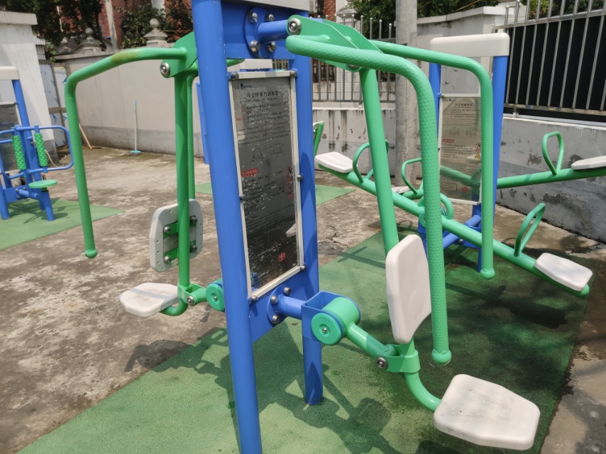 双立柱推力训练器