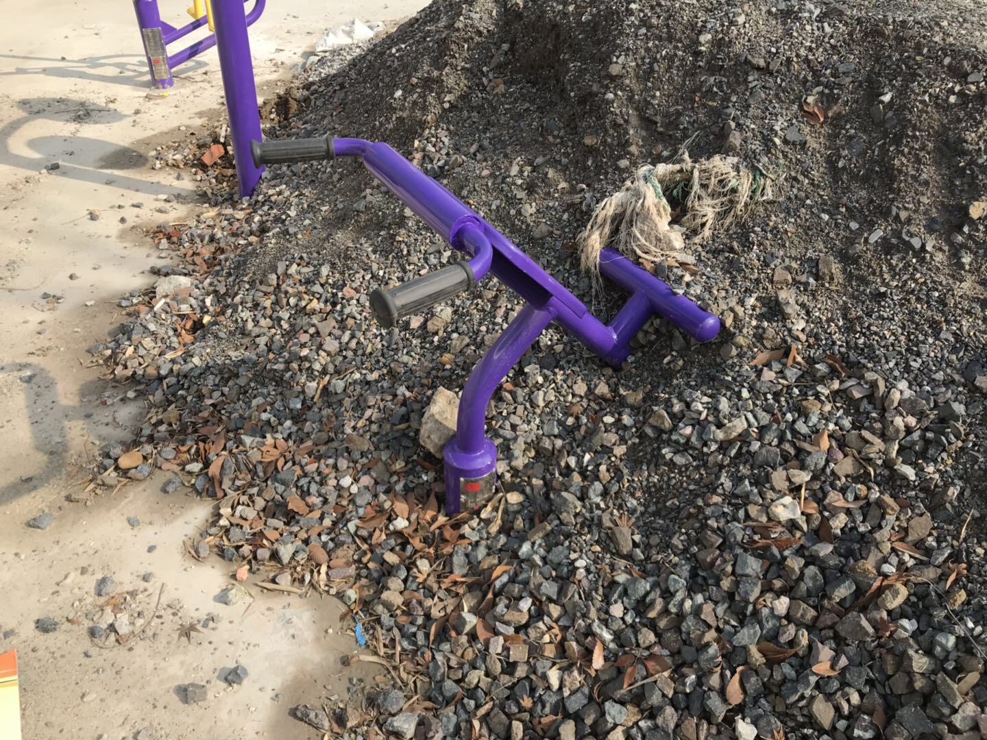 背肌训练器
