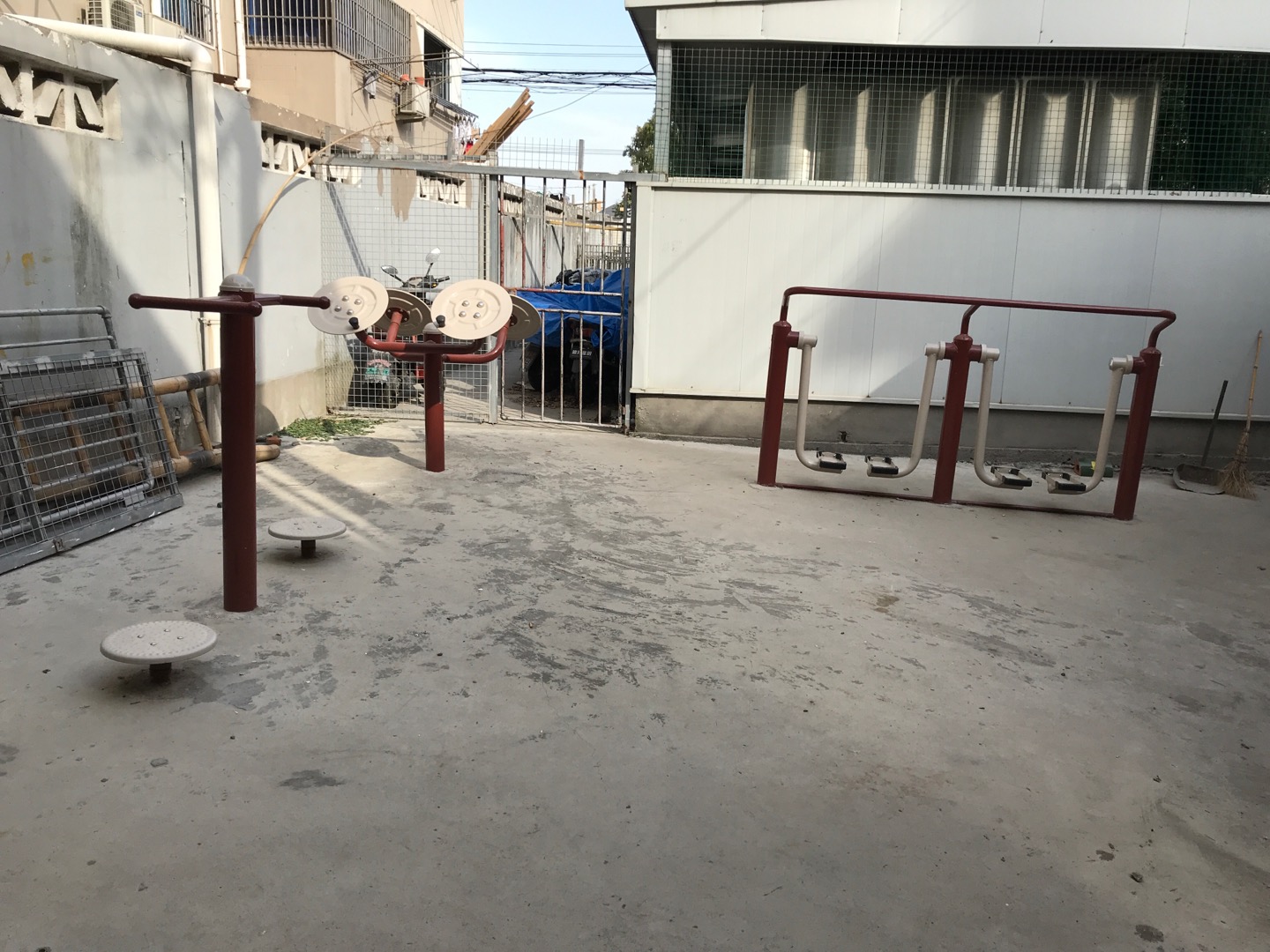 青城社区健身苑点3