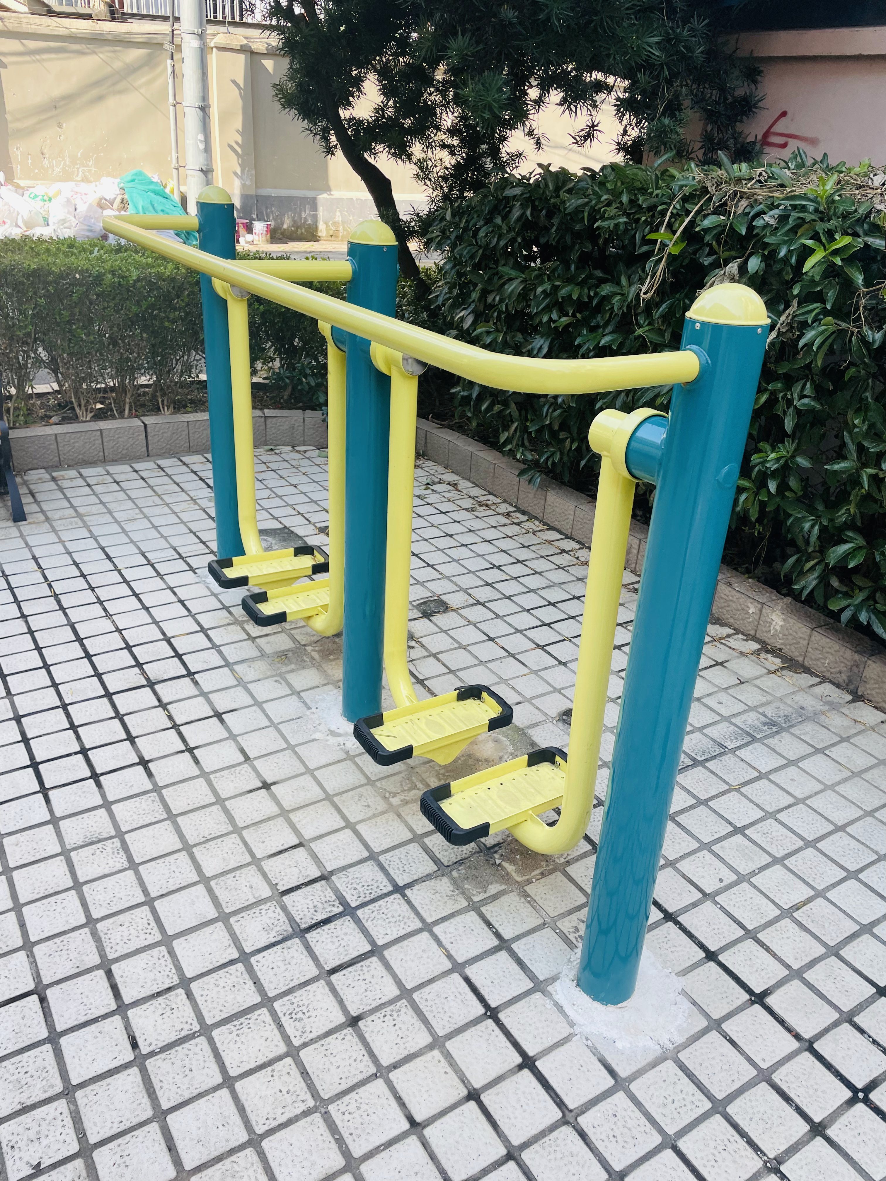 二位智能太空漫步机
