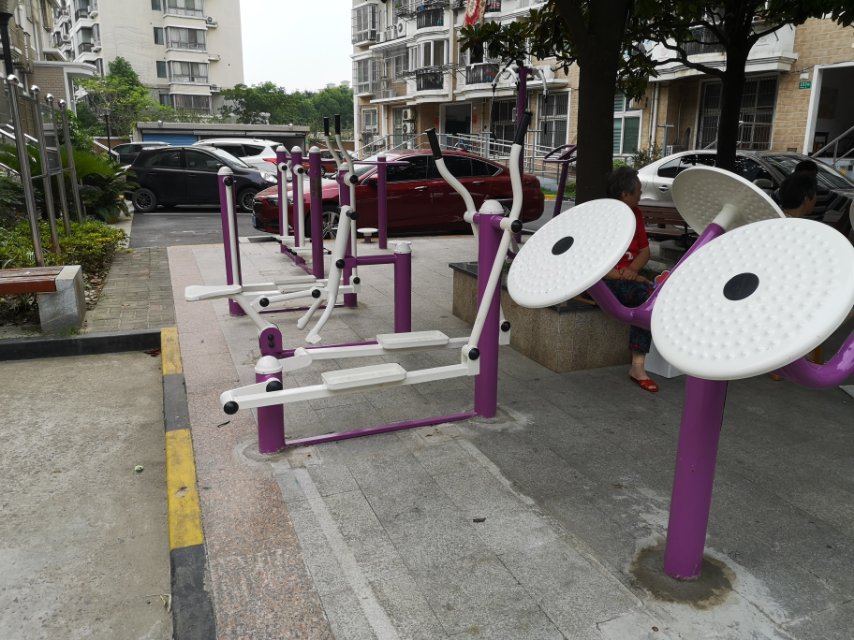 宝秀路居委健身点B
