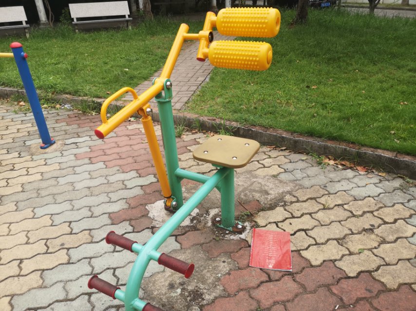 腹背锻炼器