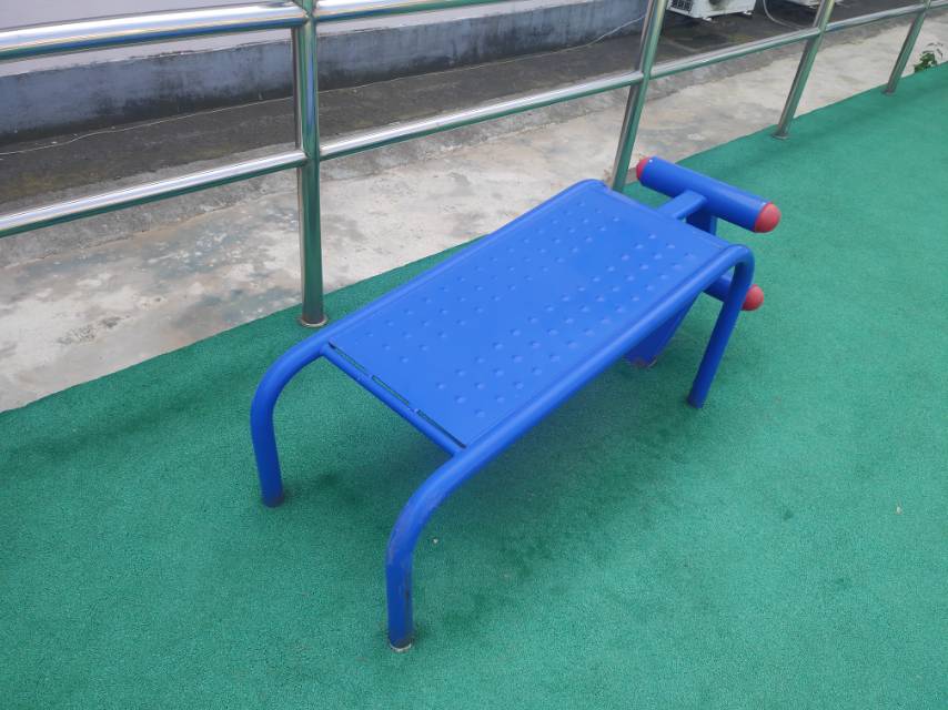 仰卧起坐板