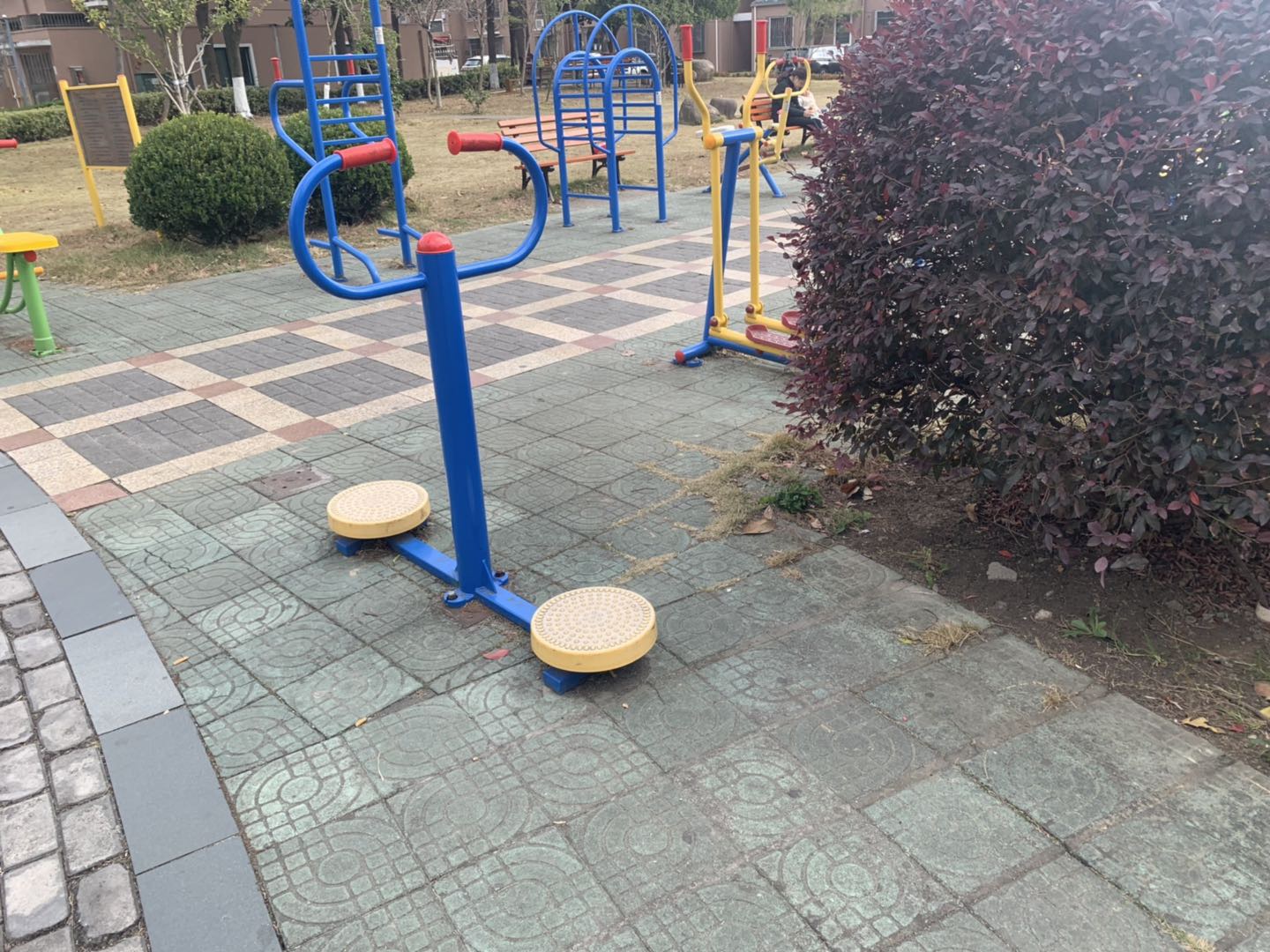 扭腰器