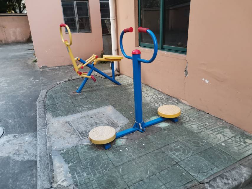 扭腰器