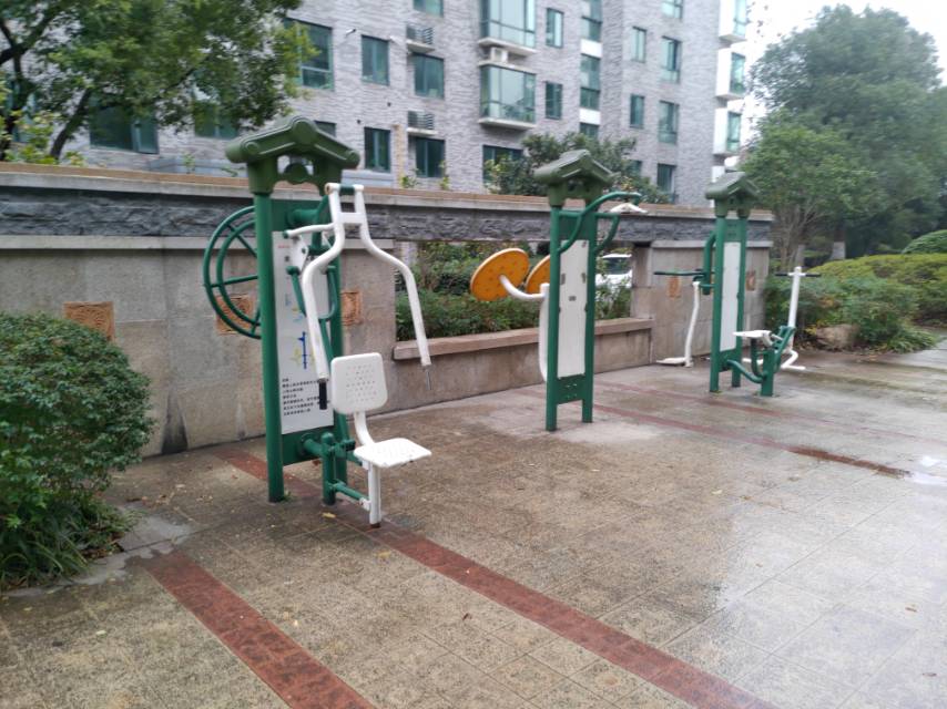 天马居委清水湾小区市民健身点