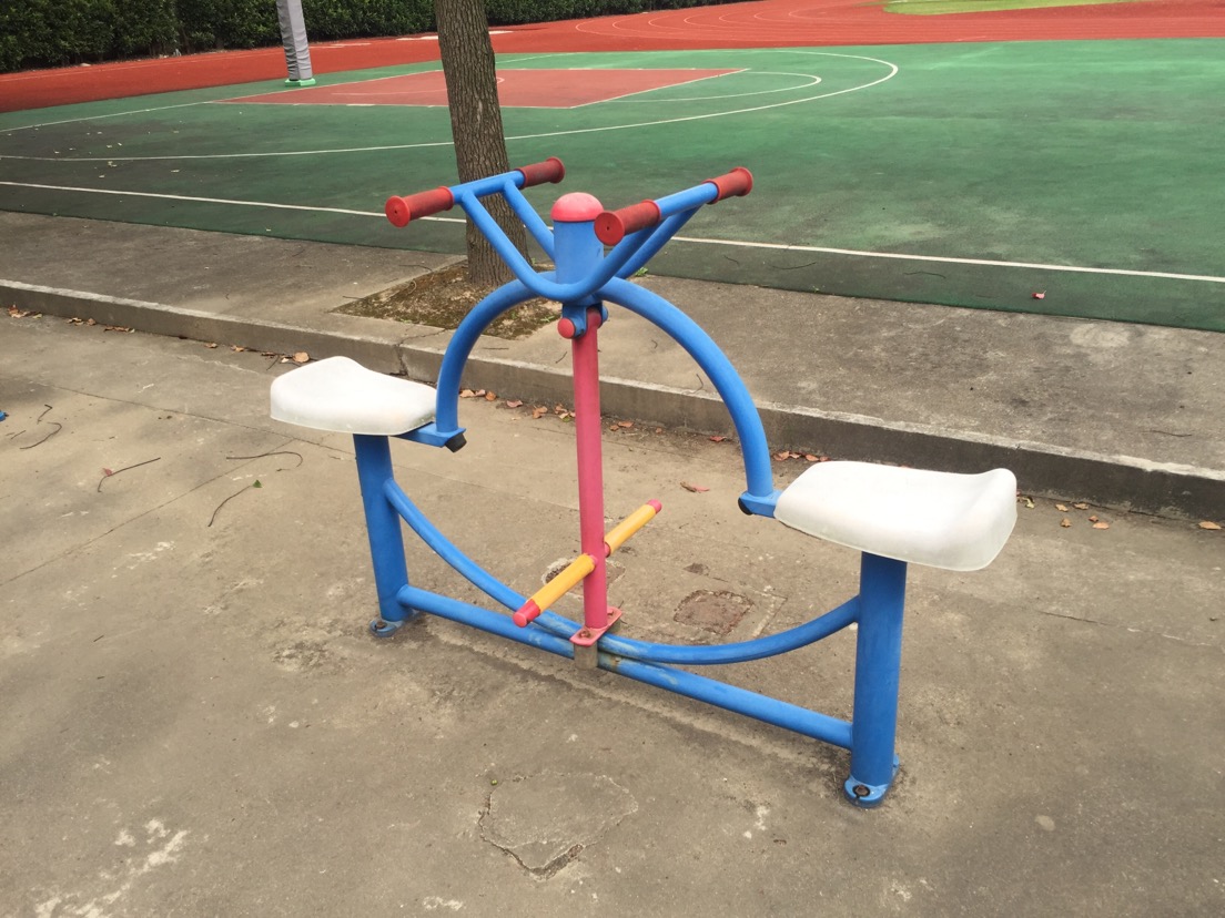 下肢锻炼器