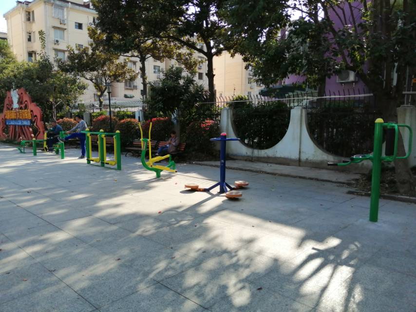 昌七居委1621弄健身点