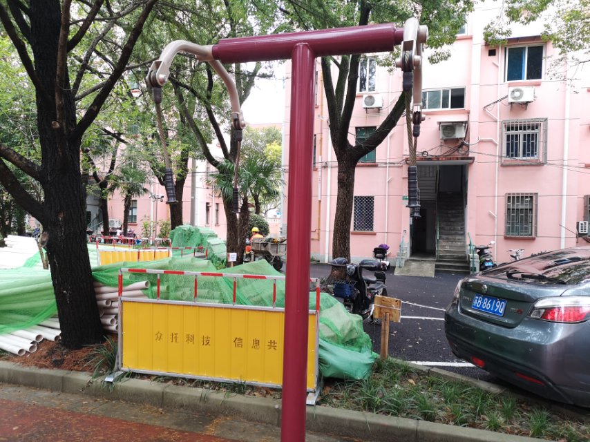 上肢牵引器