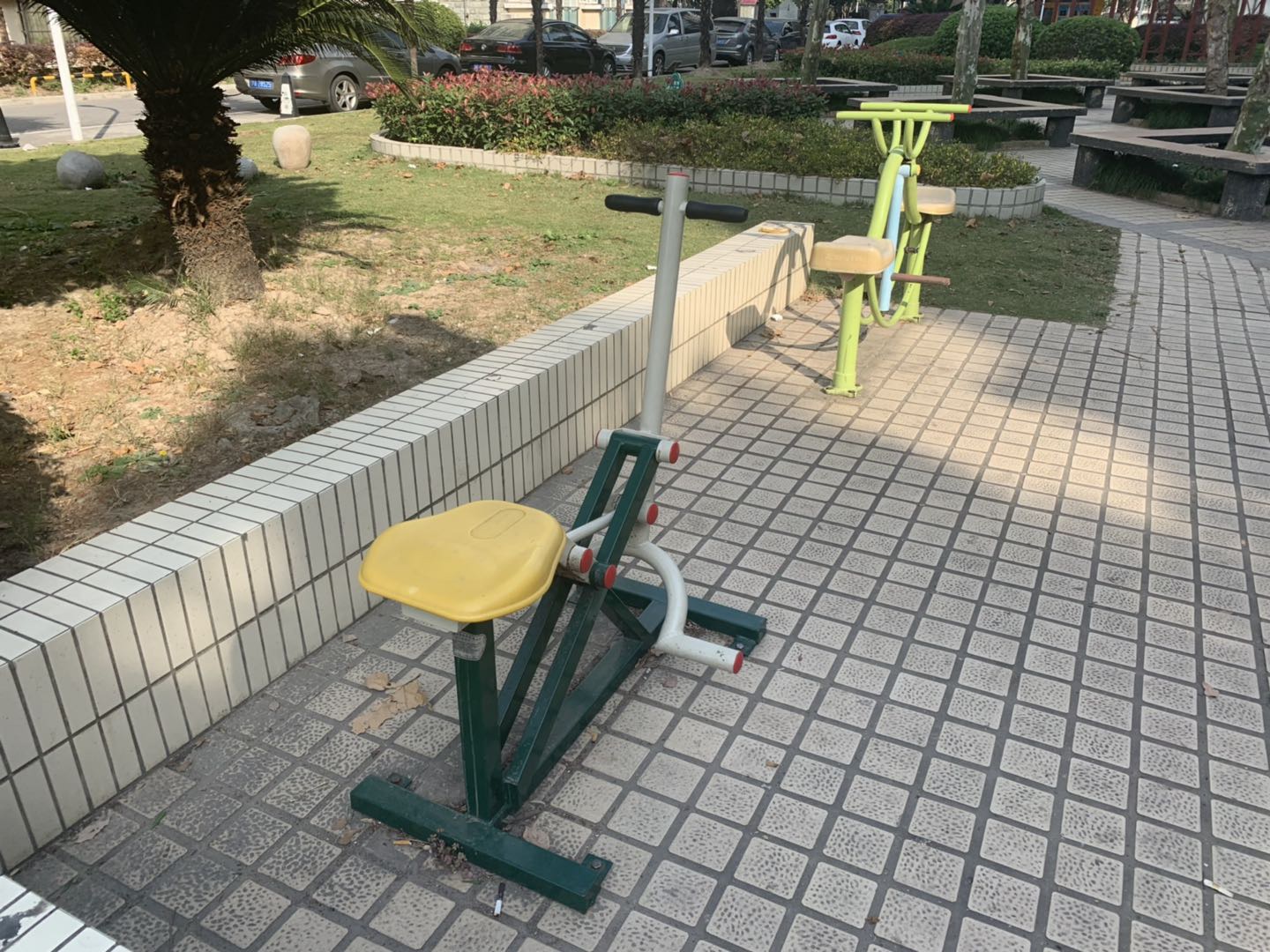 单人健骑机