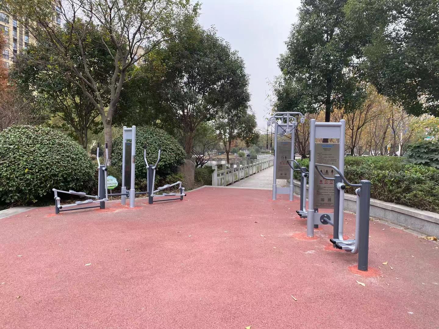 佳兆业市民健身苑点