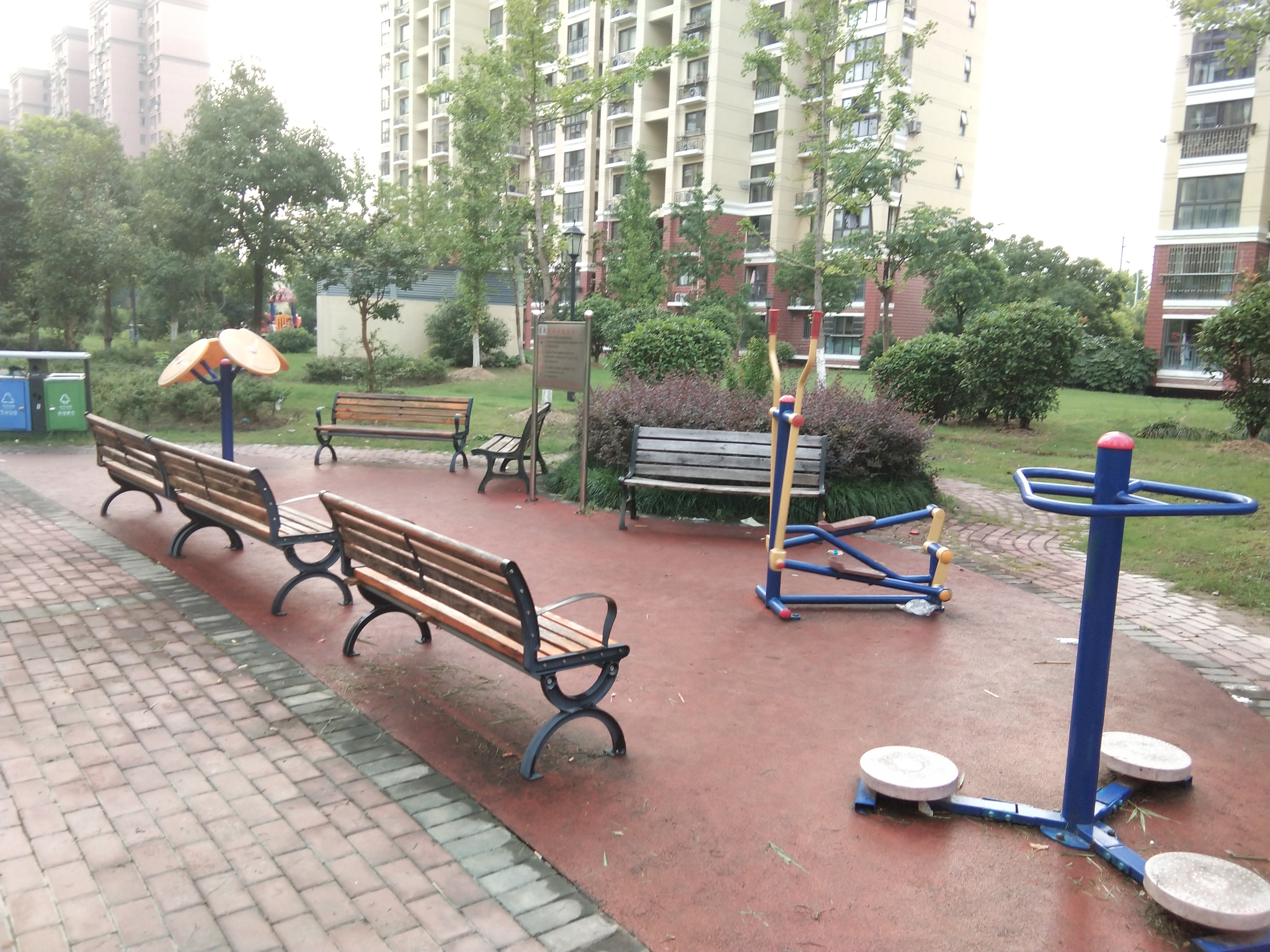 星华园健身点
