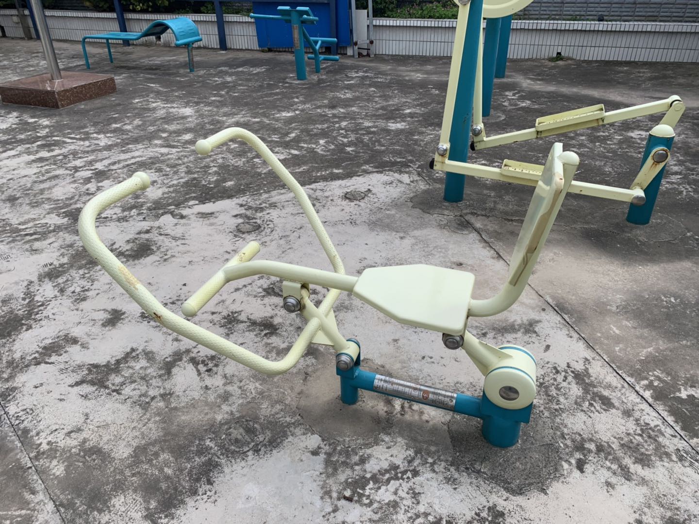 划船器