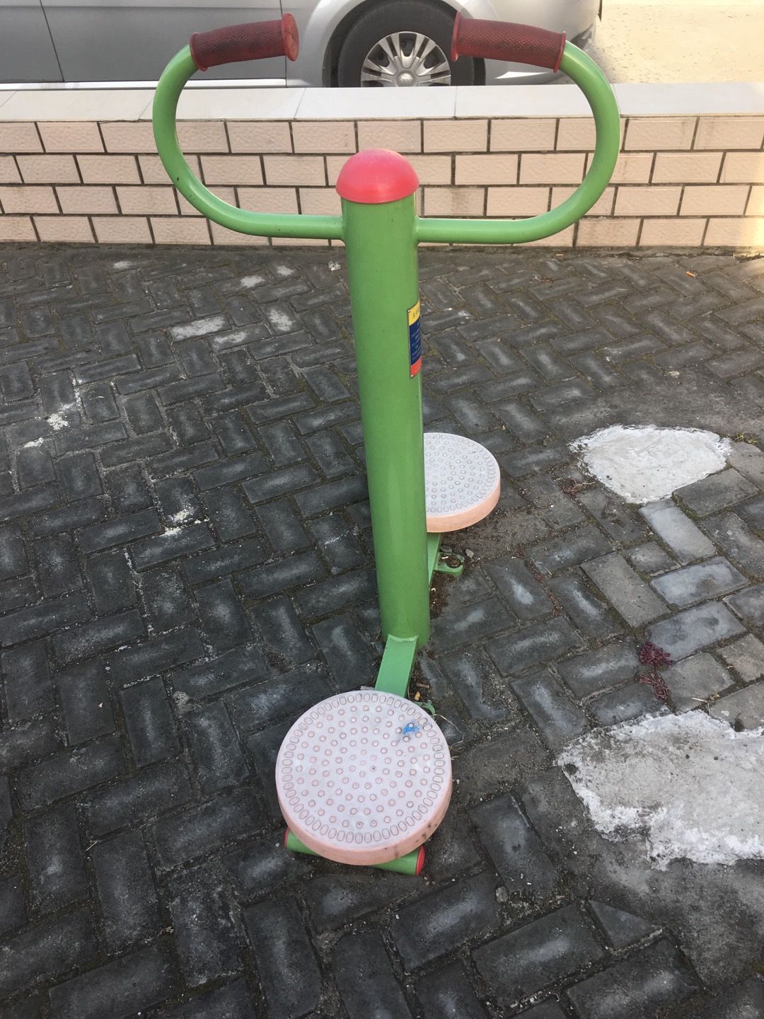 扭腰器