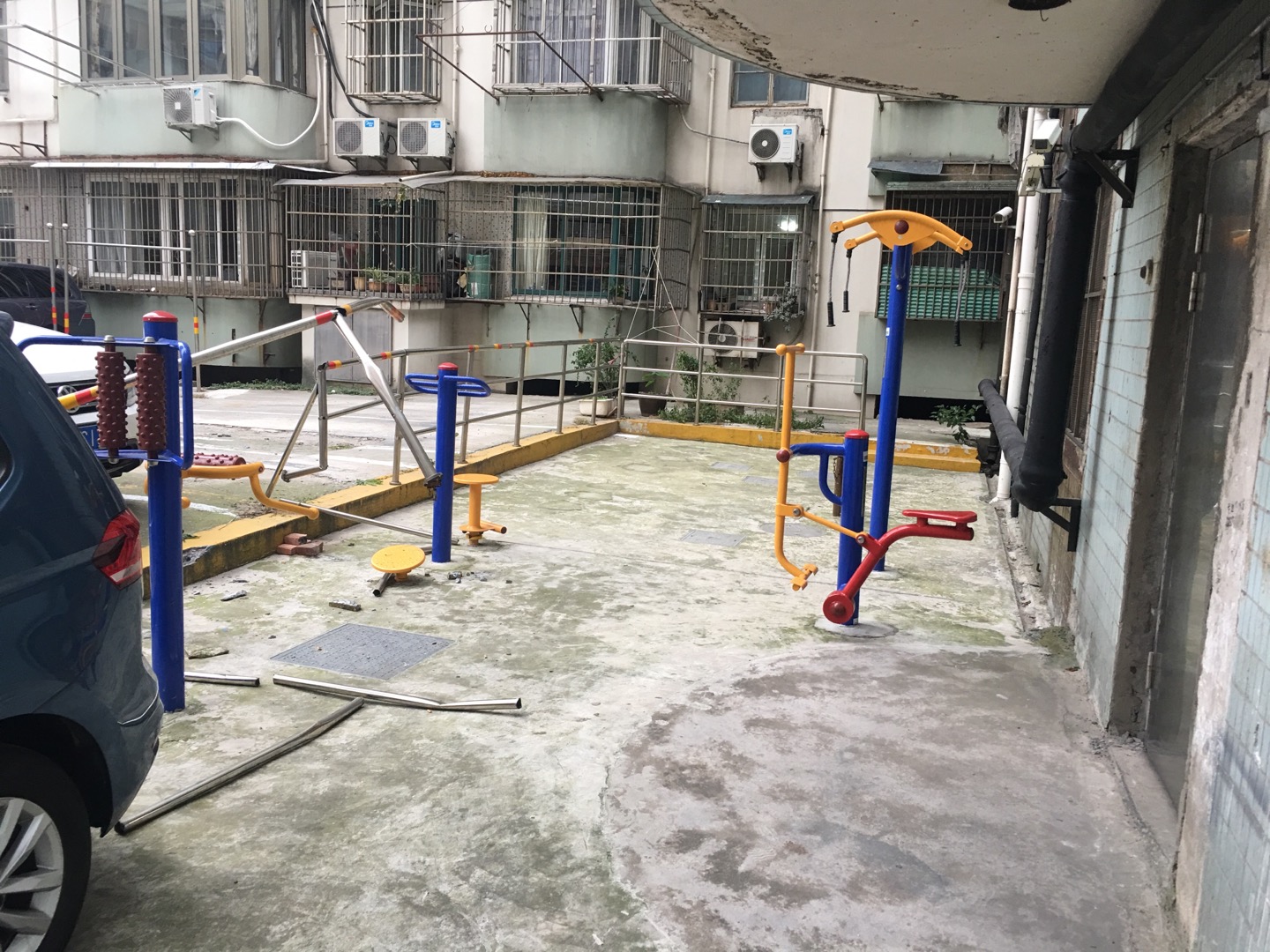 双阳路居委会健身点3