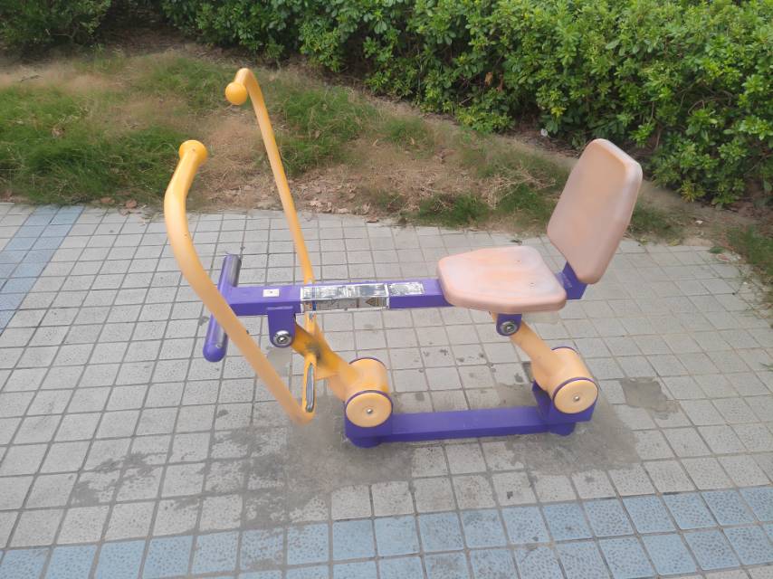 划船器