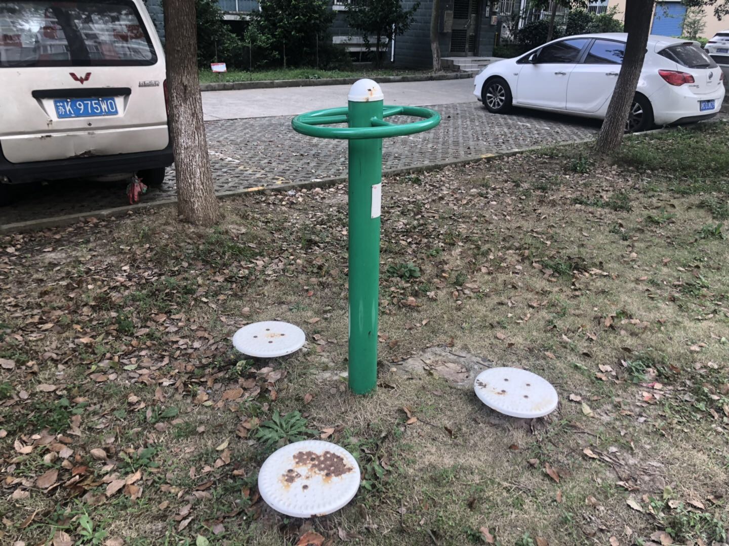 三人转腰器