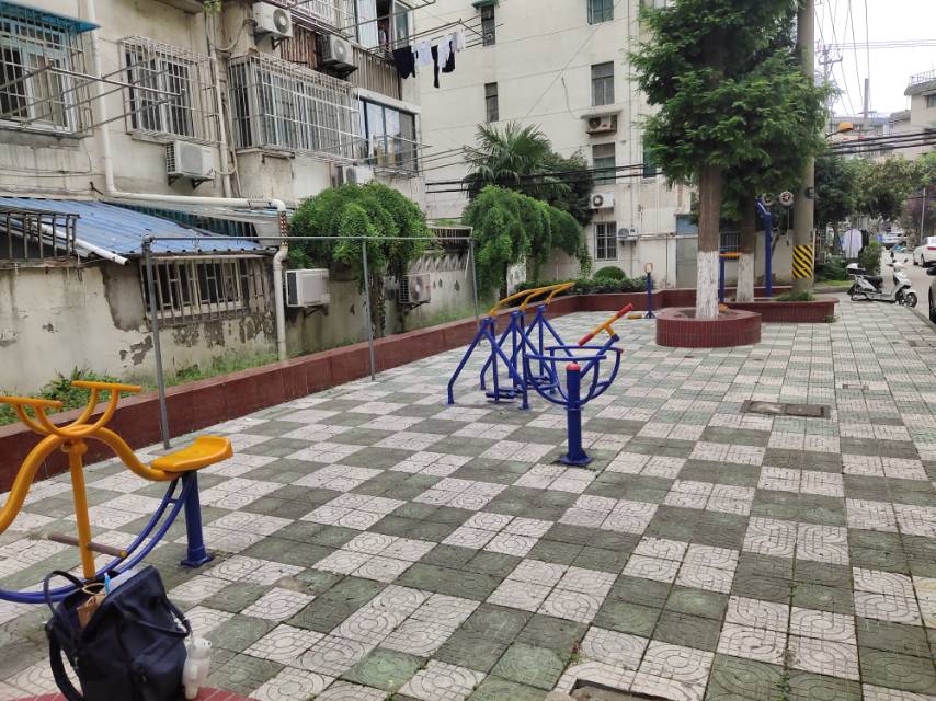 城中路203弄健身点