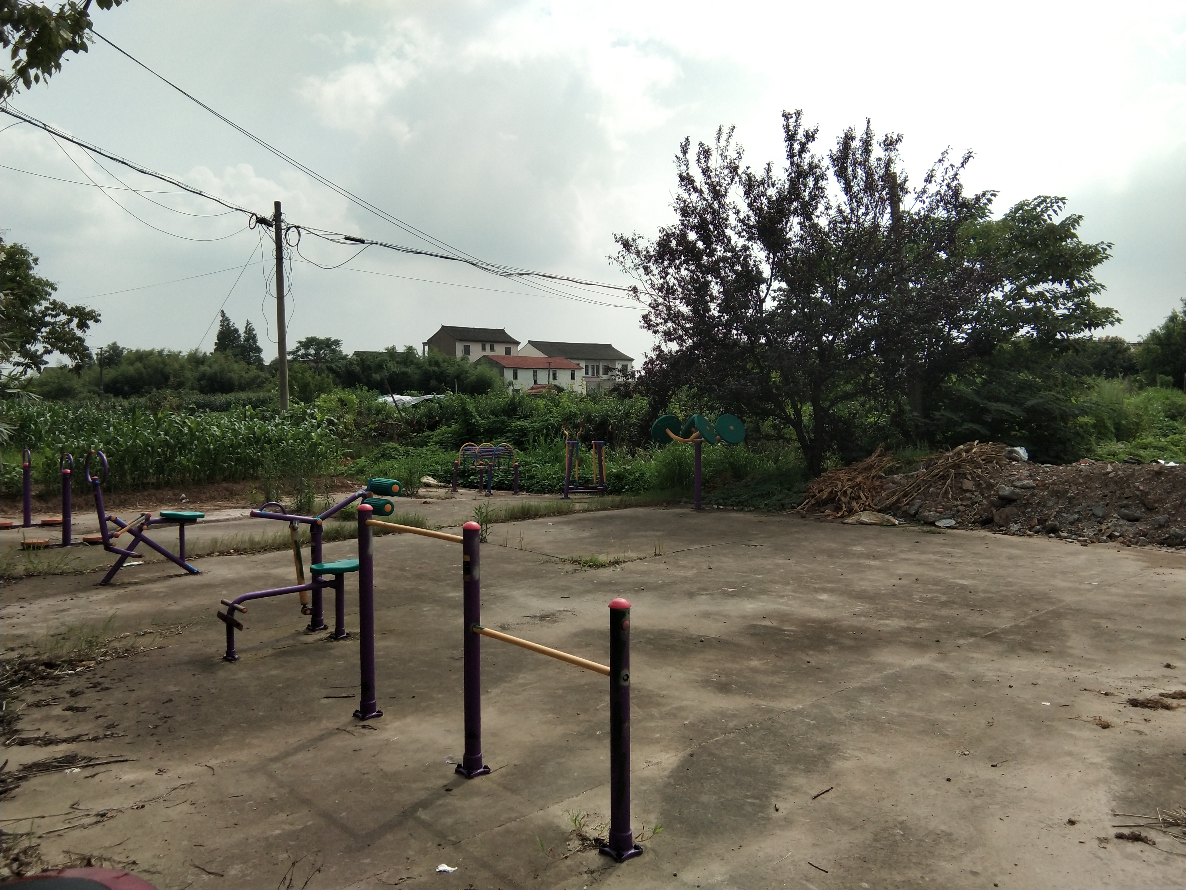 小荡村第二市民益智健身苑点