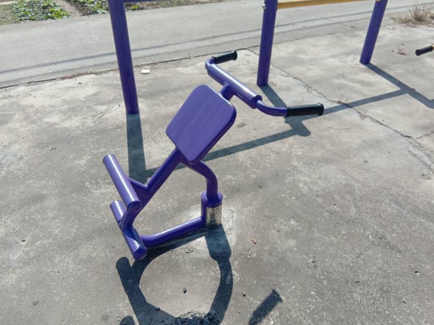 背肌训练器