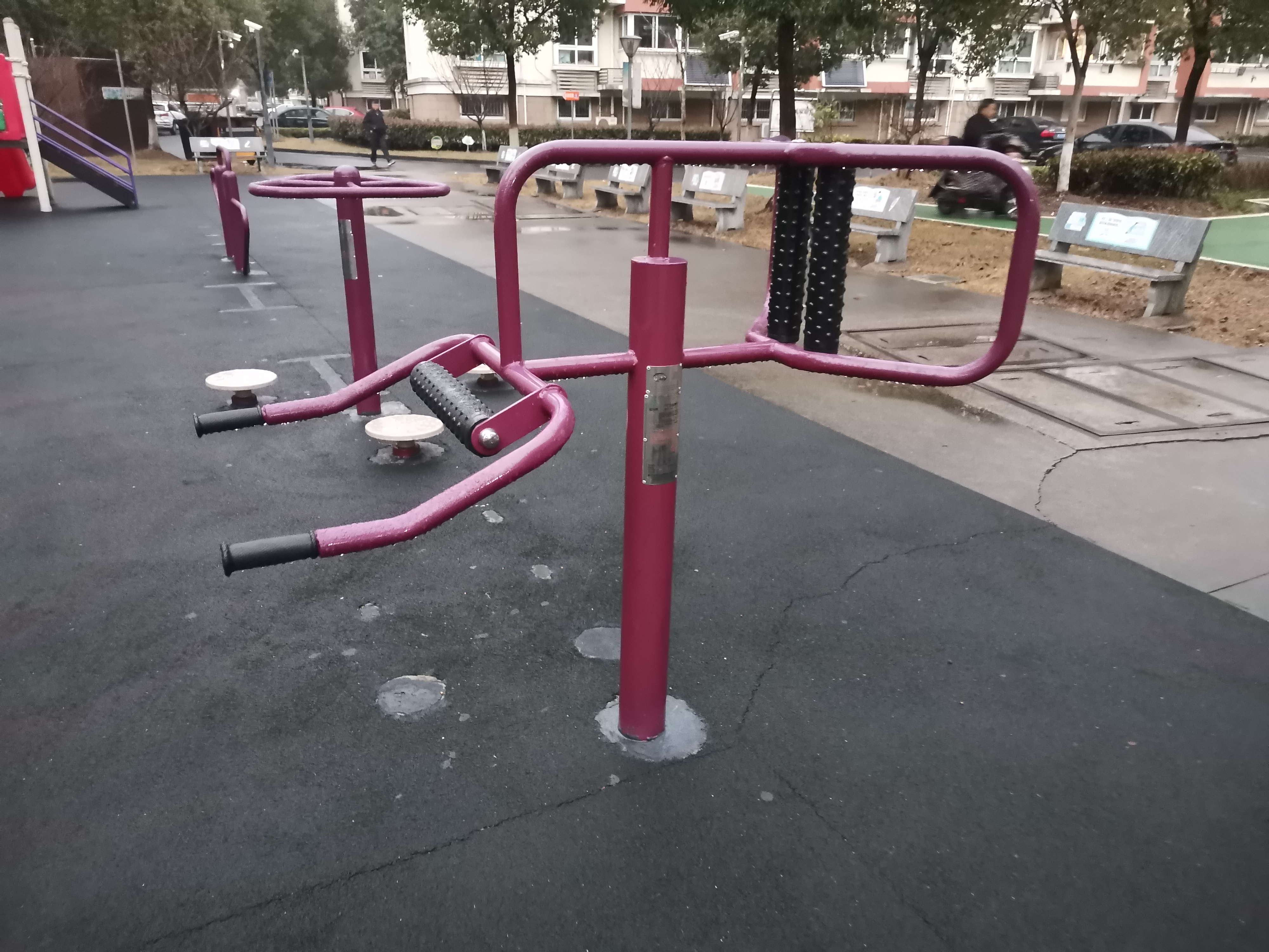 腰背按摩器