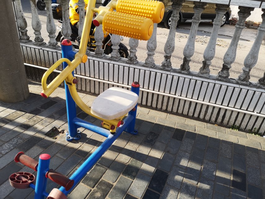 自重腹背锻炼器