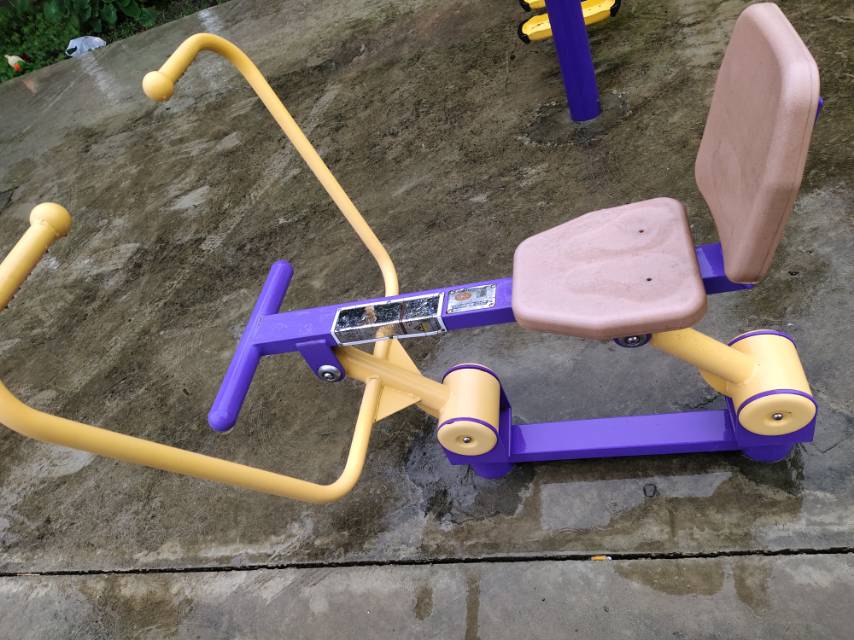 划船器