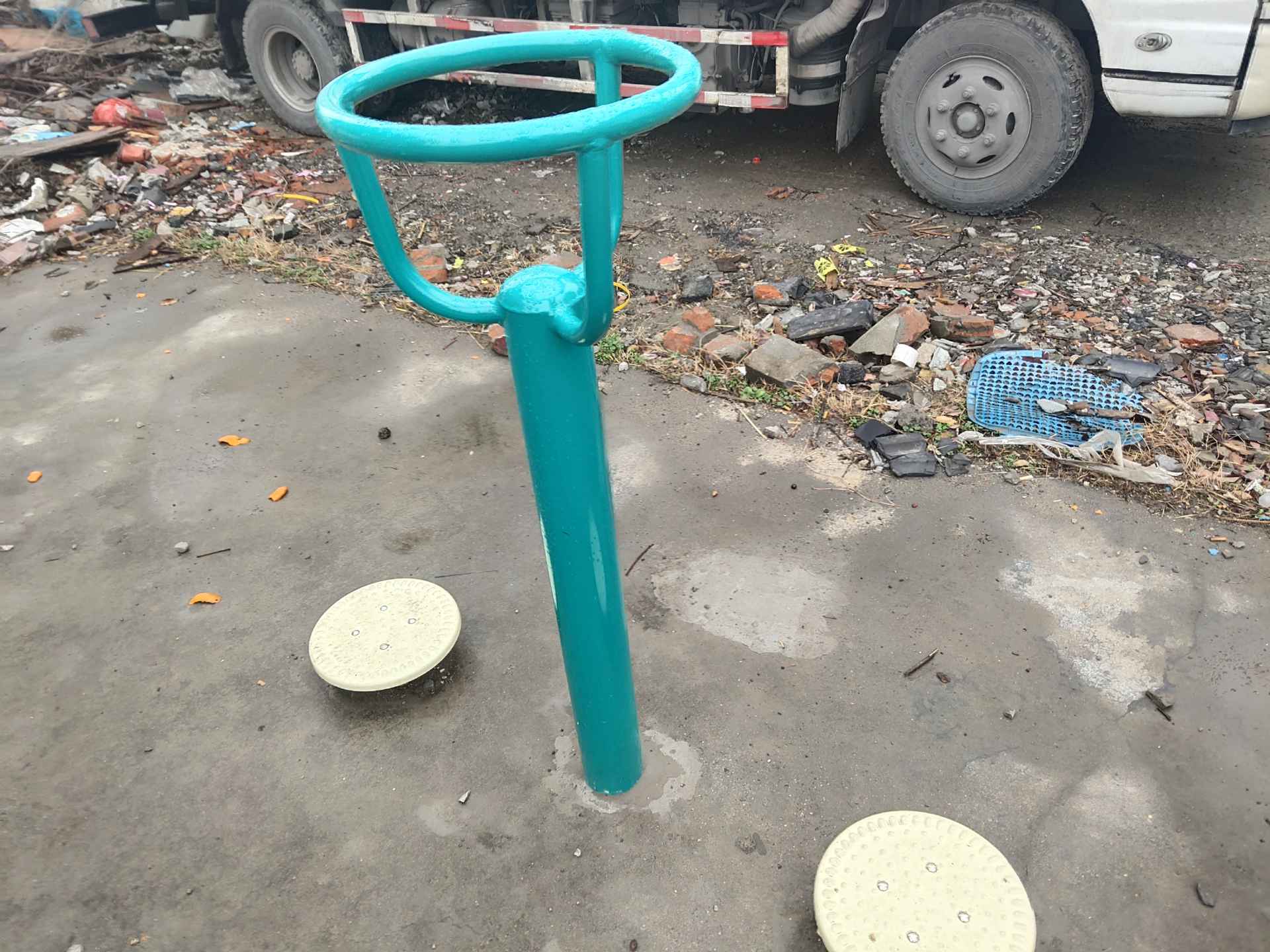 三人转腰器