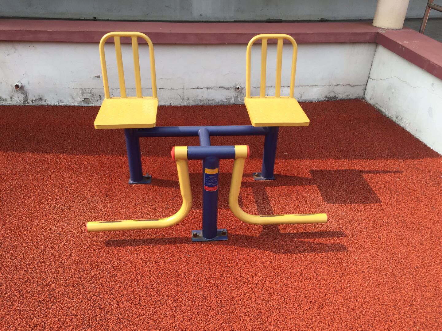 下肢锻炼器