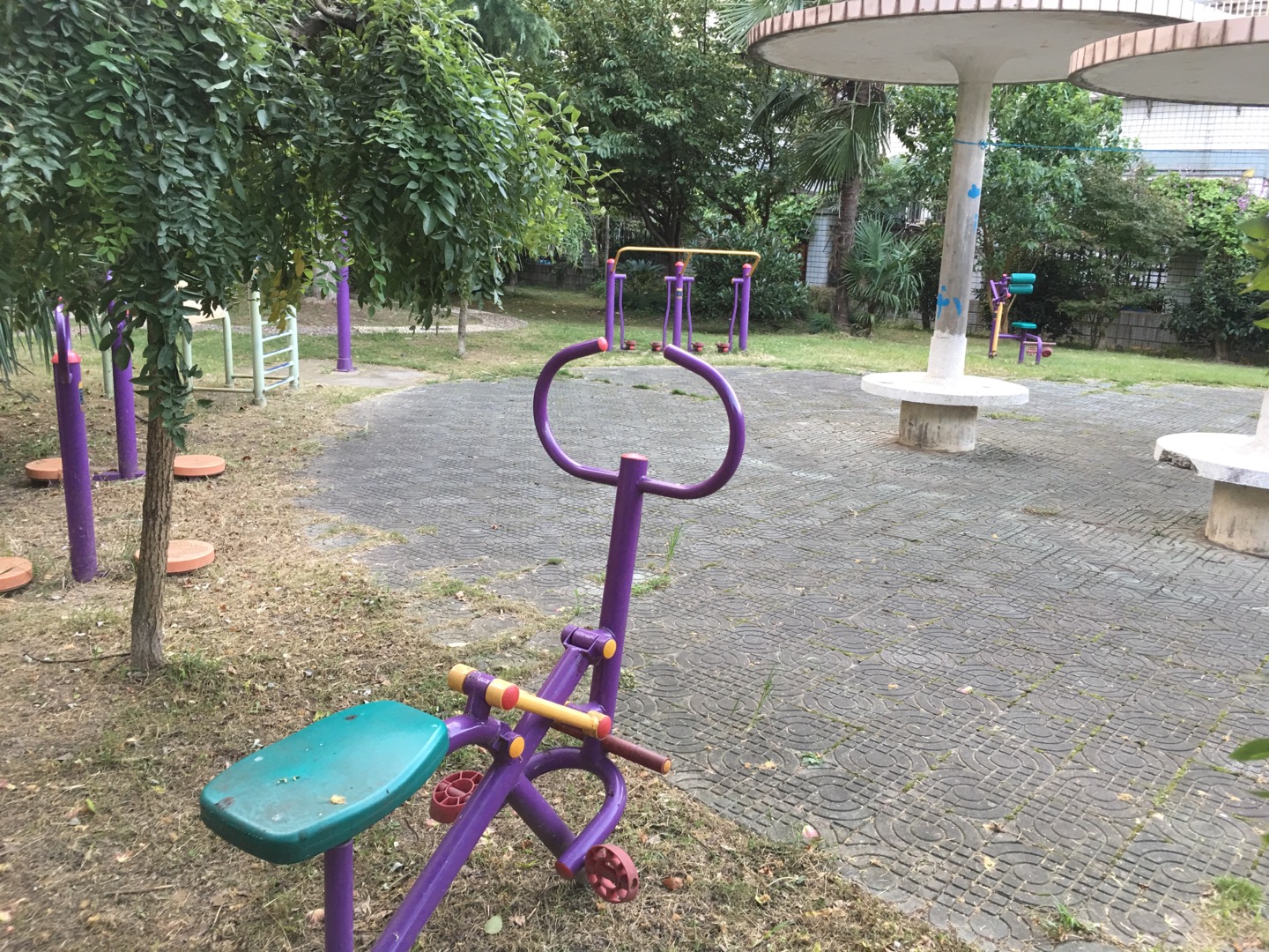 宝林三村健身点    3