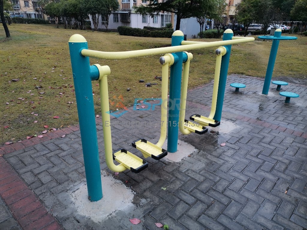 双位太空漫步机