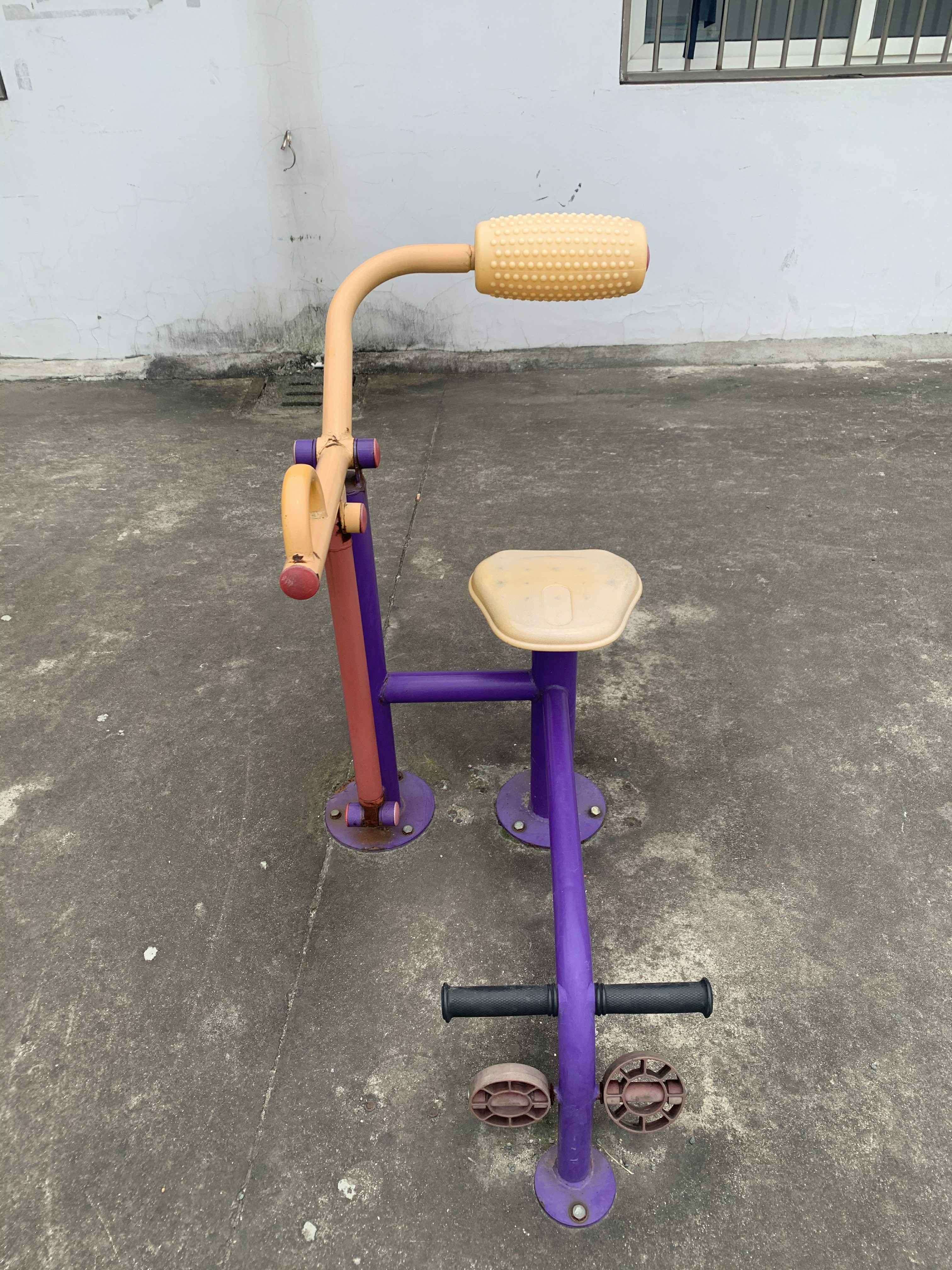 腹背锻炼器