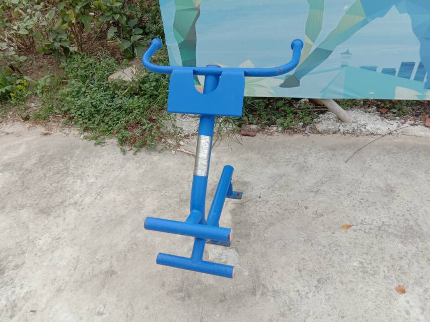 背肌训练器