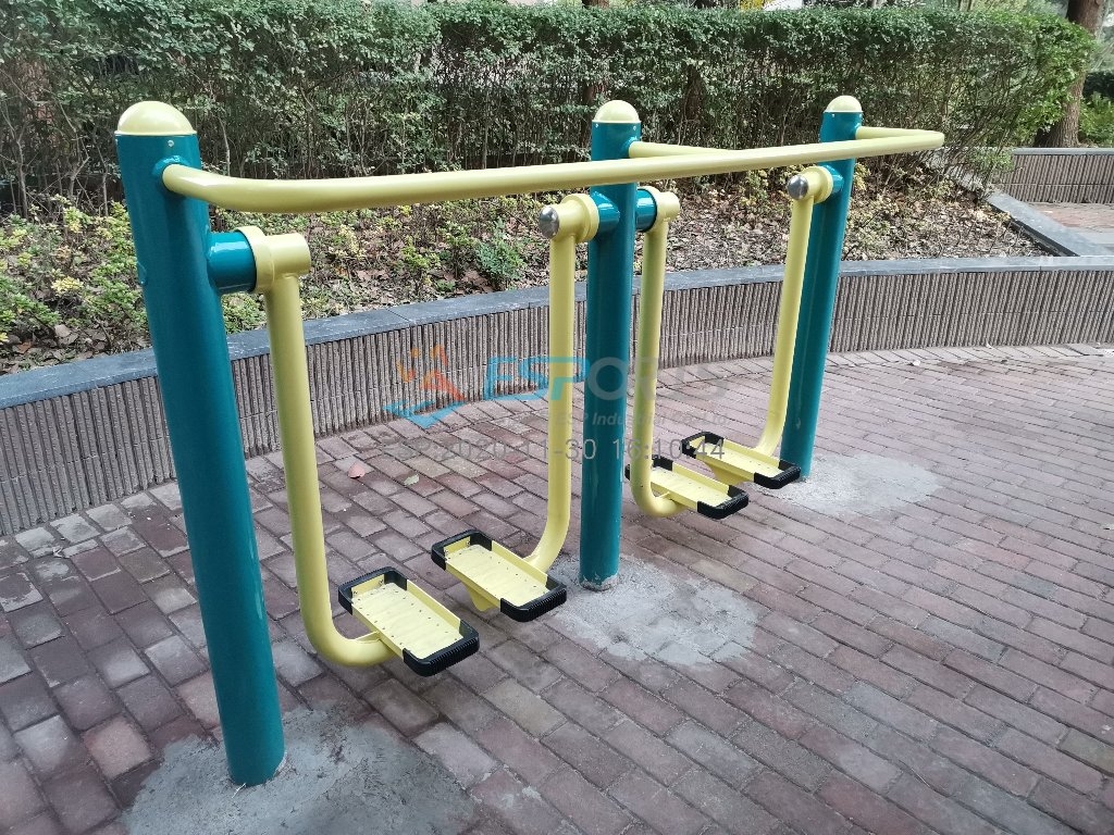 二位智能太空漫步机