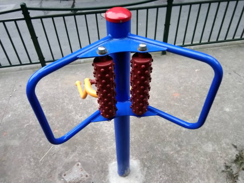 腰背按摩器