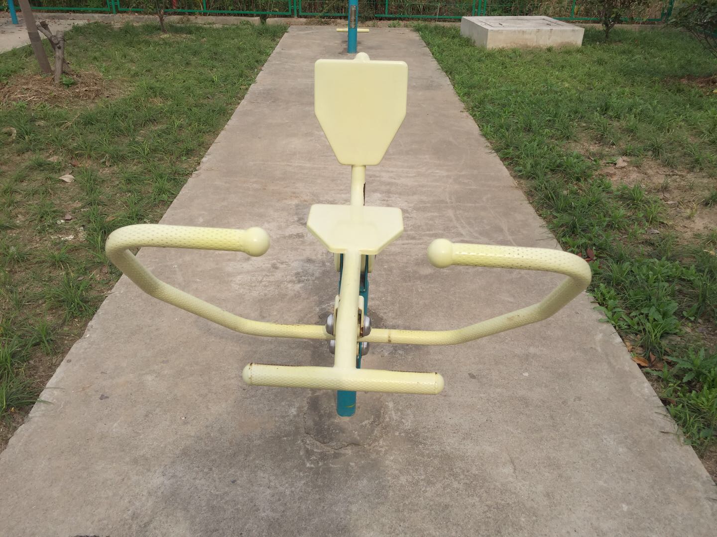 划船器