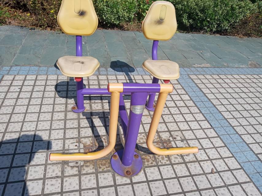 下肢摇摆器