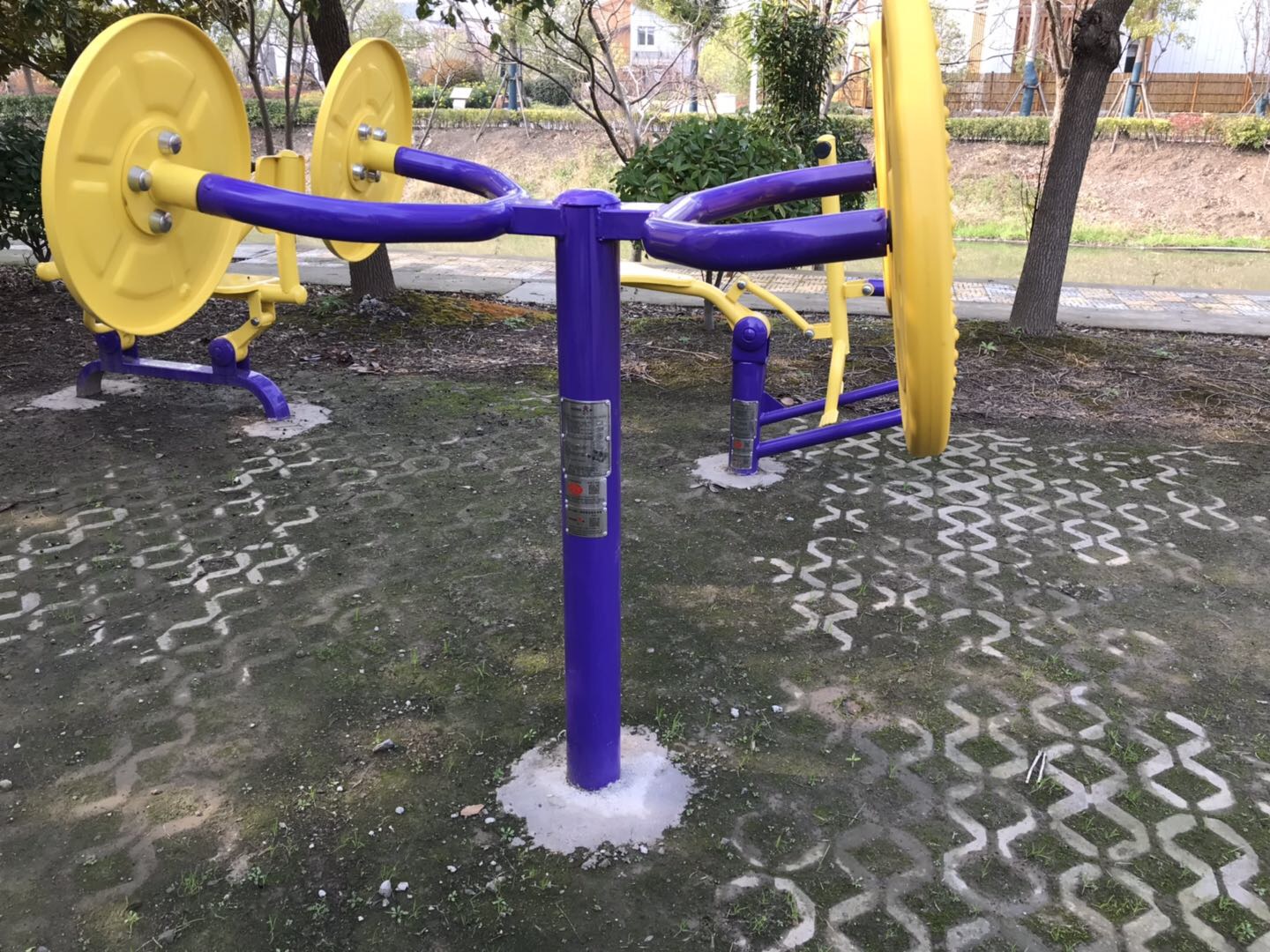 轮盘训练器
