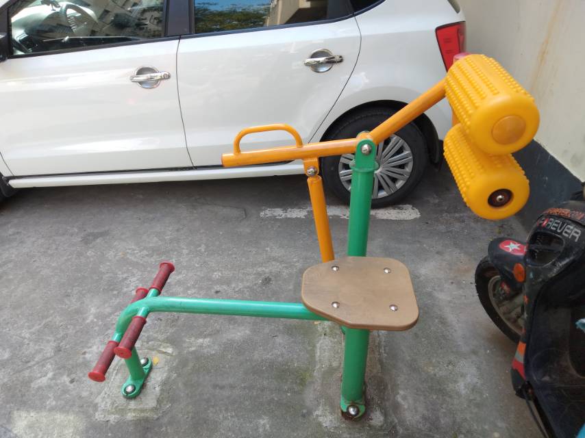 腹背锻炼器
