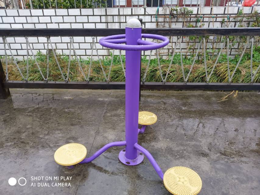 三人扭腰器