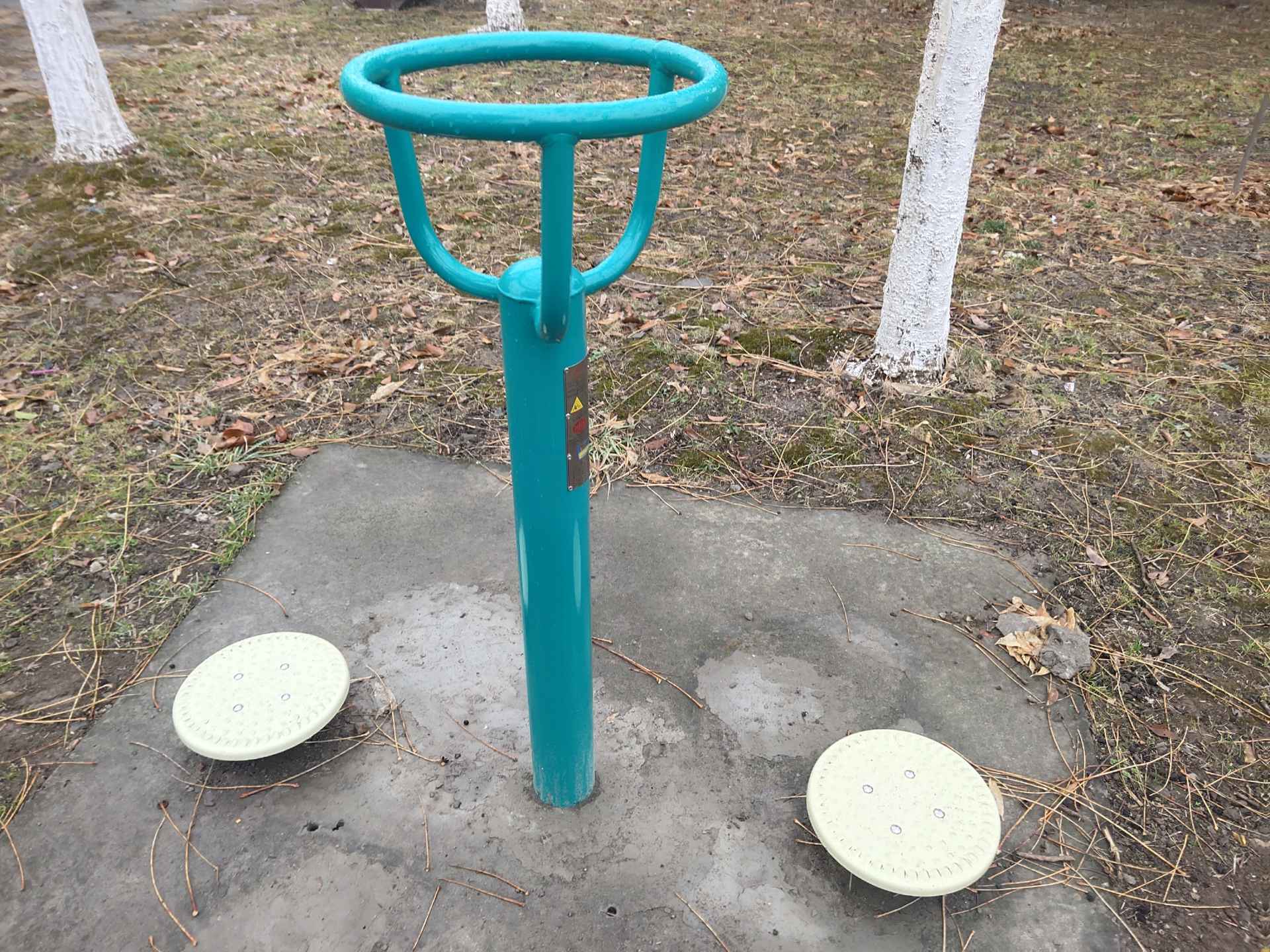 三人转腰器