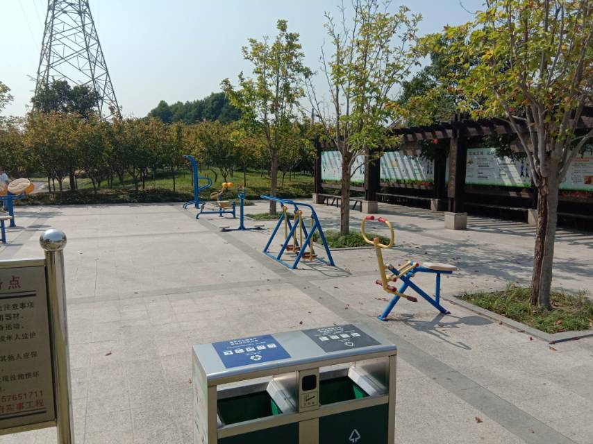 佘山镇健康主题公园健身点